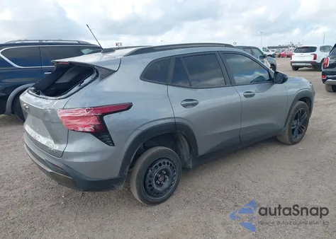 2024 Chevrolet Trax Fwd Activ z USA, uszkodzony, nr VIN KL77LKE20RC029986